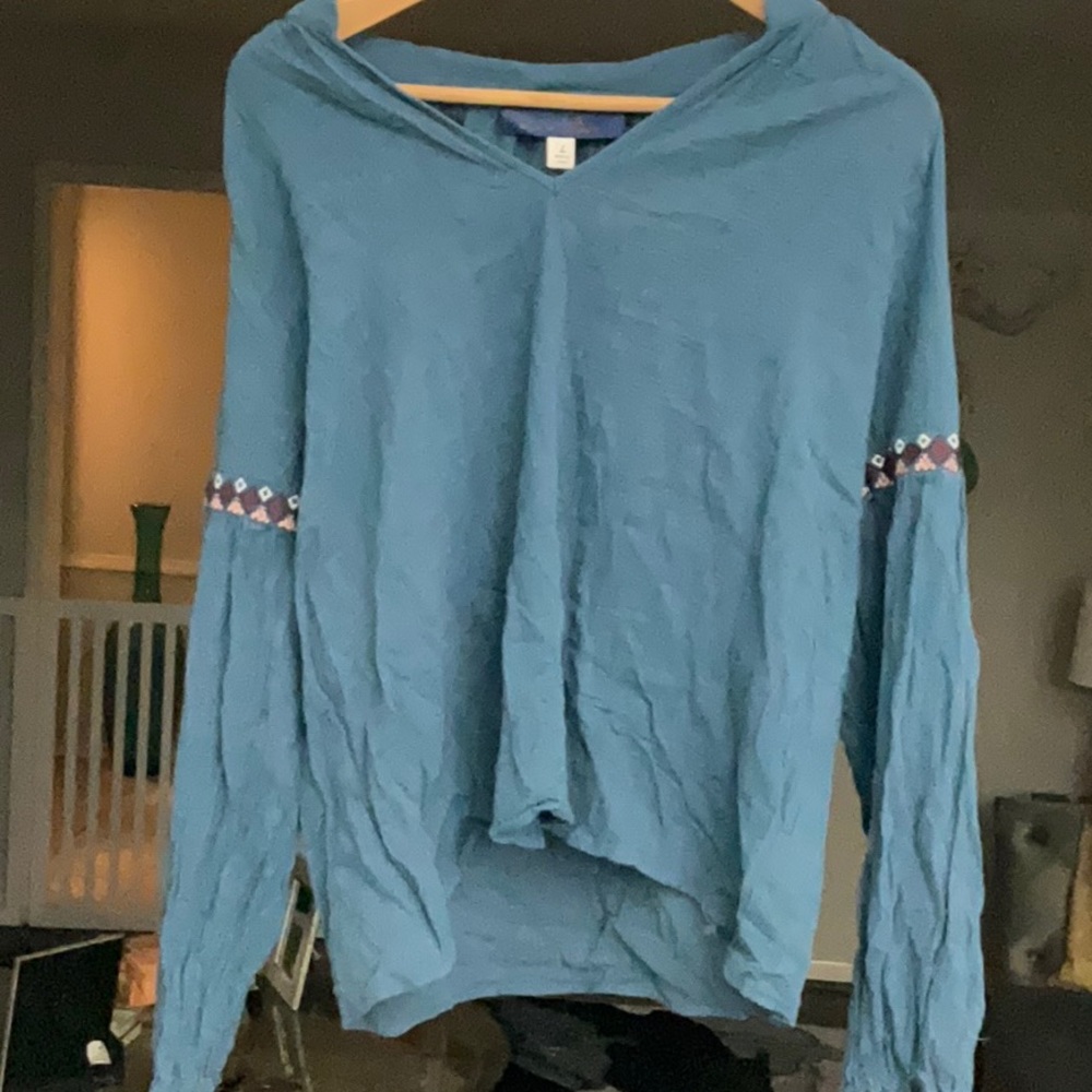 Blue Rain Long Sleeved Boho Embroidered Long Sleeved V-neck Top Sz (L) NWOT